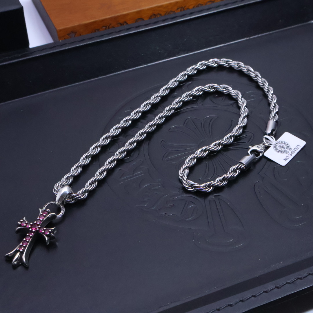 ［2025🎁潮流推荐］𝐂𝐡𝐫𝐨𝐦𝐞 𝐡𝐞𝐚𝐫𝐭𝐬 克罗心✝️项链，麻花链🤩帅爆了克罗心项链 ⚜️造型不同