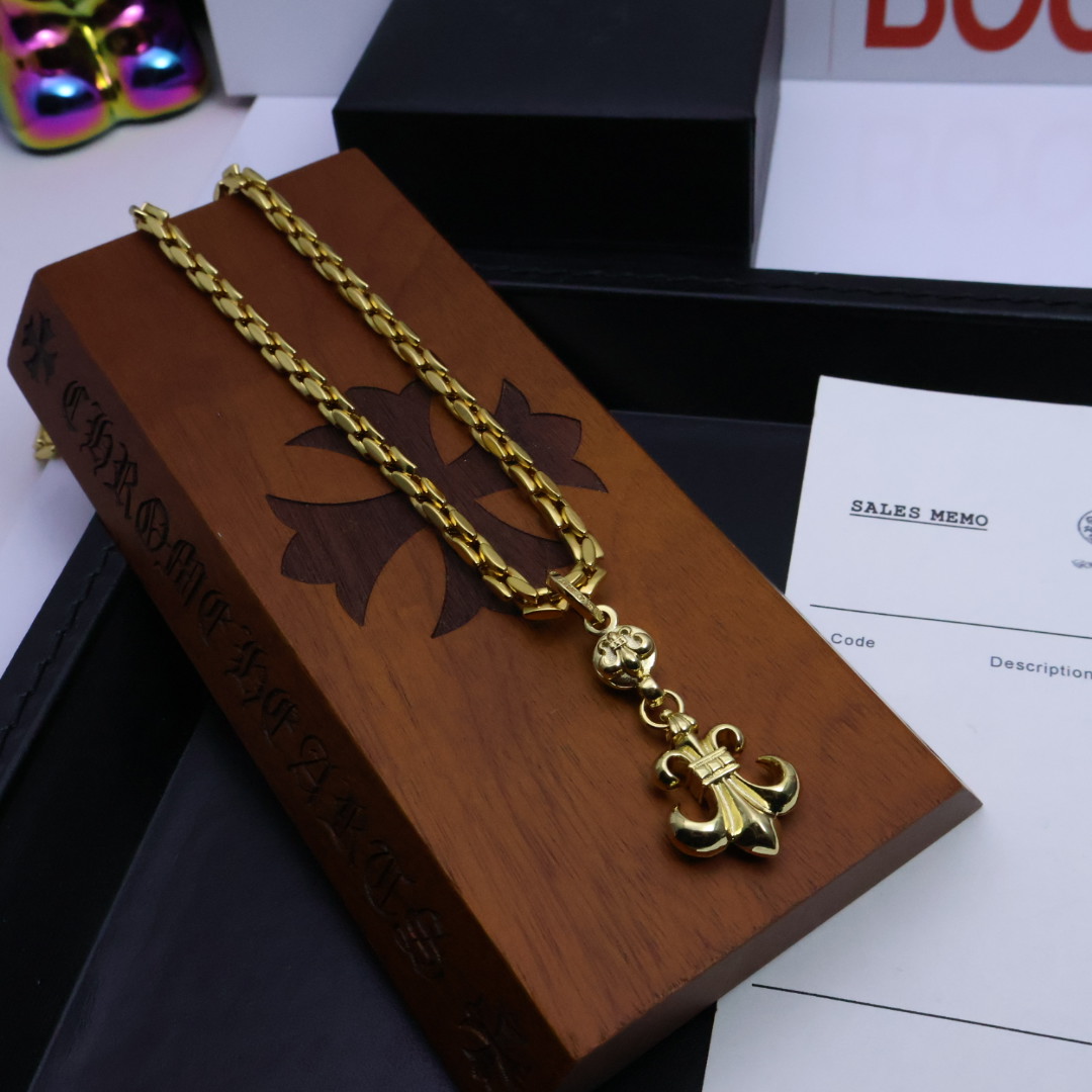 𝐂𝐡𝐫𝐨𝐦𝐞 𝐡𝐞𝐚𝐫𝐭𝐬 克罗心手工制作工艺✝️黄金色经典卖爆的项链，🤩帅爆了克罗心项链 ⚜️造型不同