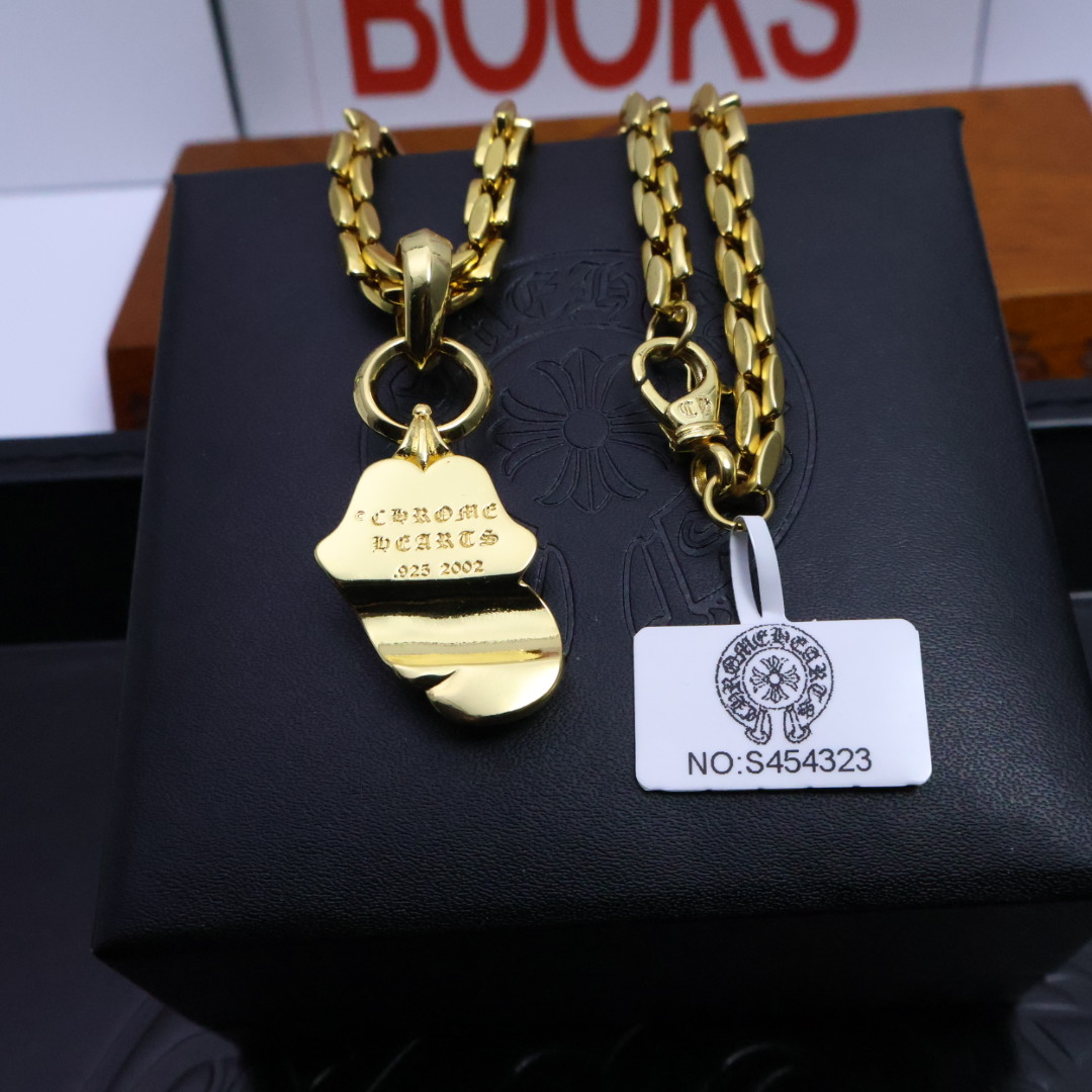 ［2025礼物推荐🎁］𝐂𝐡𝐫𝐨𝐦𝐞 𝐡𝐞𝐚𝐫𝐭𝐬 克罗心手工制作工艺✝️黄金色经典卖爆的项链，🤩帅爆了克