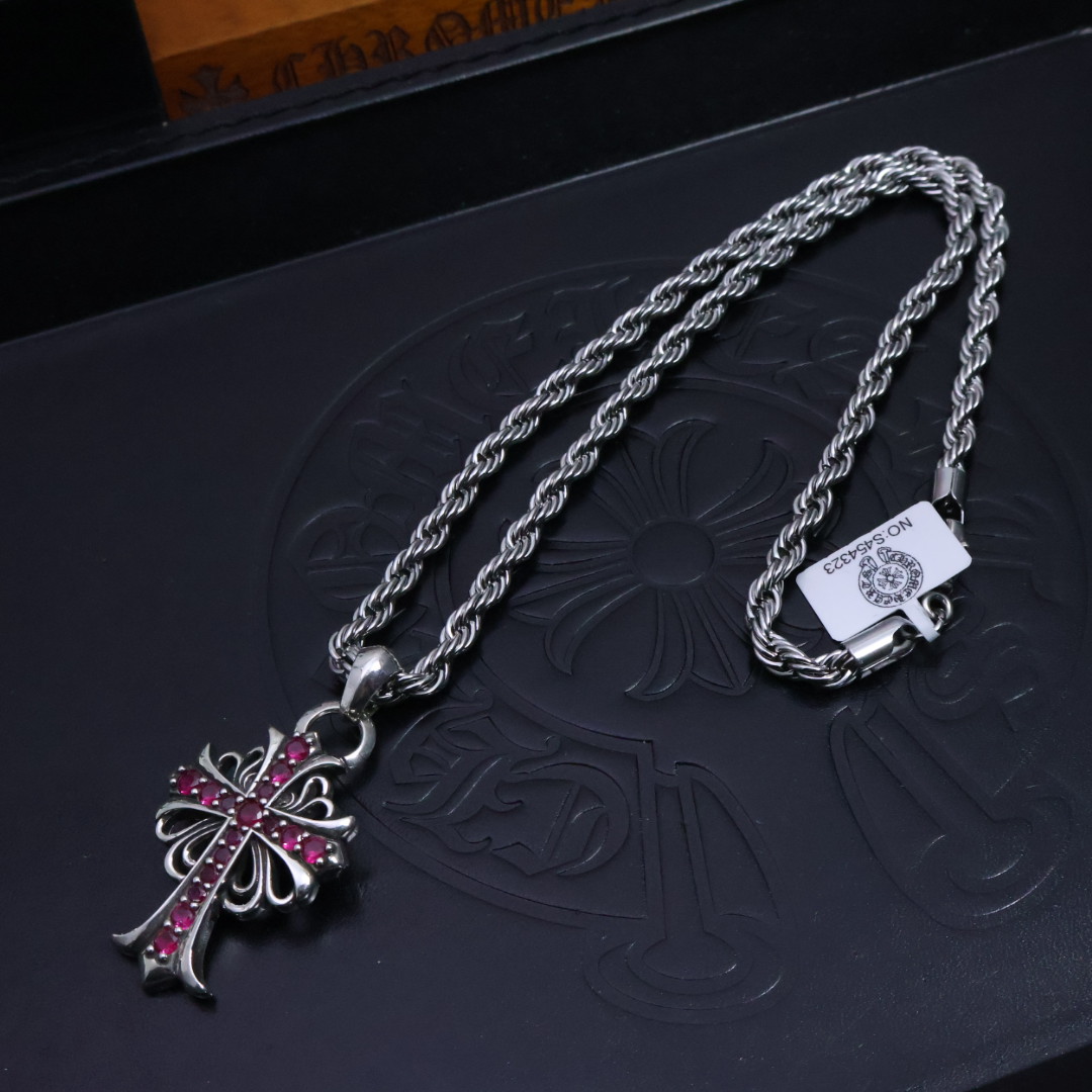 ［2025🎁潮流推荐］𝐂𝐡𝐫𝐨𝐦𝐞 𝐡𝐞𝐚𝐫𝐭𝐬 克罗心✝️项链，麻花链🤩帅爆了克罗心项链 ⚜️造型不同