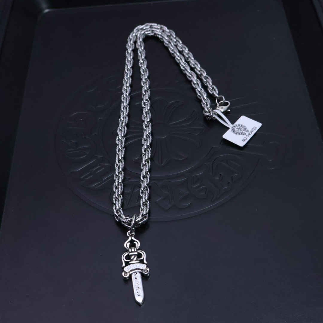［时尚百搭衣服］𝐂𝐡𝐫𝐨𝐦𝐞 𝐡𝐞𝐚𝐫𝐭𝐬 克罗心✝️项链，麻花链🤩帅爆了克罗心项链 ⚜️造型不同的花纹