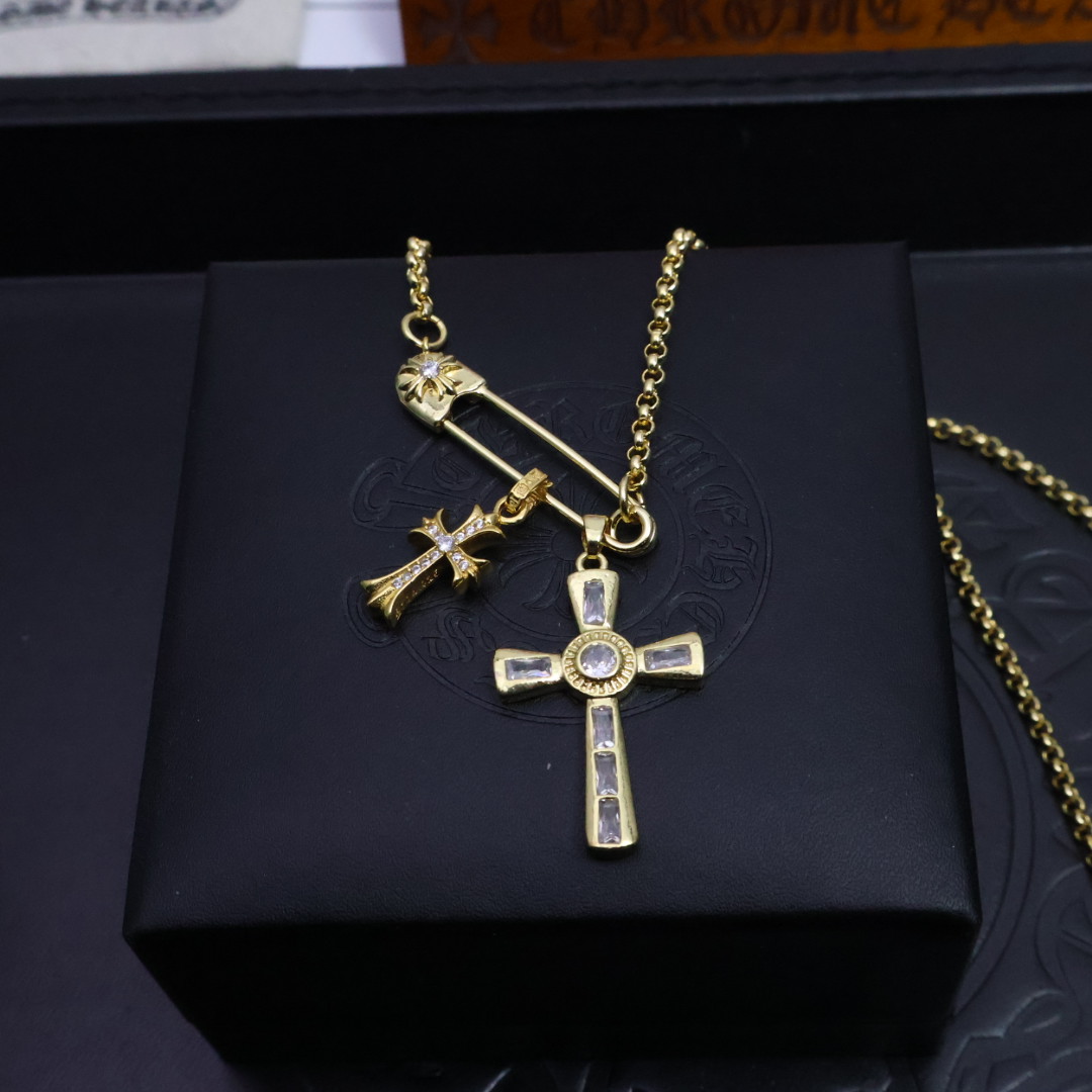 ［2025新品上架］𝐂𝐡𝐫𝐨𝐦𝐞 𝐡𝐞𝐚𝐫𝐭𝐬 克罗心✝️黄金爆款胸针链项链，帅爆了最新款克罗心项链 ⚜