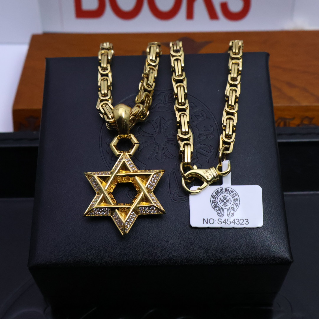［2025礼物推荐🎁］𝐂𝐡𝐫𝐨𝐦𝐞 𝐡𝐞𝐚𝐫𝐭𝐬 克罗心手工制作工艺✝️黄金色经典卖爆的项链，🤩帅爆了克