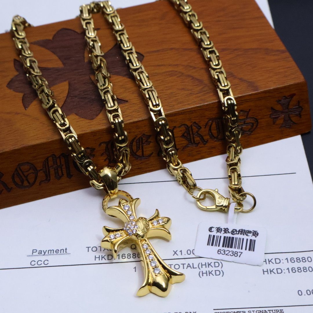 ［2025礼物推荐🎁］𝐂𝐡𝐫𝐨𝐦𝐞 𝐡𝐞𝐚𝐫𝐭𝐬 克罗心手工制作工艺✝️黄金色经典卖爆的项链，🤩帅爆了克