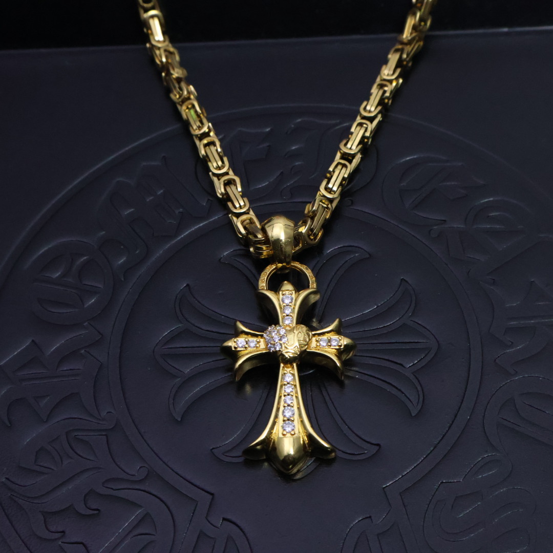 ［2025礼物推荐🎁］𝐂𝐡𝐫𝐨𝐦𝐞 𝐡𝐞𝐚𝐫𝐭𝐬 克罗心手工制作工艺✝️黄金色经典卖爆的项链，🤩帅爆了克
