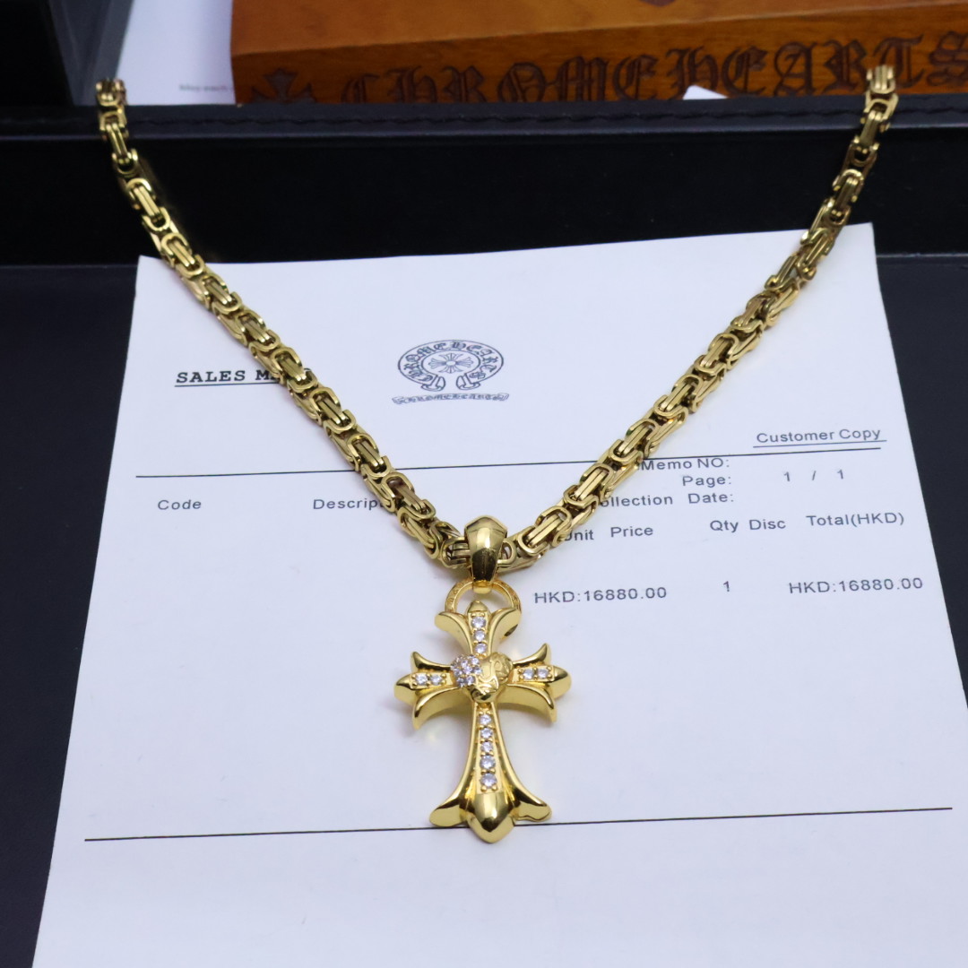 ［2025礼物推荐🎁］𝐂𝐡𝐫𝐨𝐦𝐞 𝐡𝐞𝐚𝐫𝐭𝐬 克罗心手工制作工艺✝️黄金色经典卖爆的项链，🤩帅爆了克