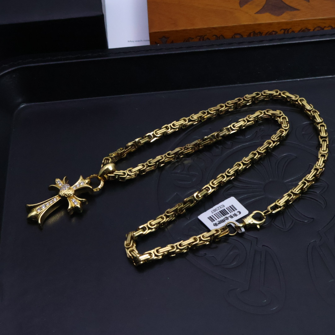 ［2025礼物推荐🎁］𝐂𝐡𝐫𝐨𝐦𝐞 𝐡𝐞𝐚𝐫𝐭𝐬 克罗心手工制作工艺✝️黄金色经典卖爆的项链，🤩帅爆了克