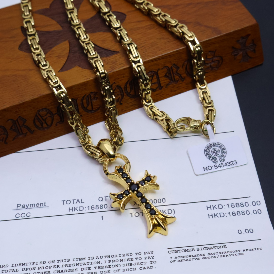 ［2025礼物推荐🎁］𝐂𝐡𝐫𝐨𝐦𝐞 𝐡𝐞𝐚𝐫𝐭𝐬 克罗心手工制作工艺✝️黄金色经典卖爆的项链，🤩帅爆了克