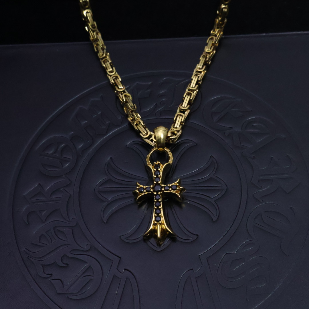 ［2025礼物推荐🎁］𝐂𝐡𝐫𝐨𝐦𝐞 𝐡𝐞𝐚𝐫𝐭𝐬 克罗心手工制作工艺✝️黄金色经典卖爆的项链，🤩帅爆了克