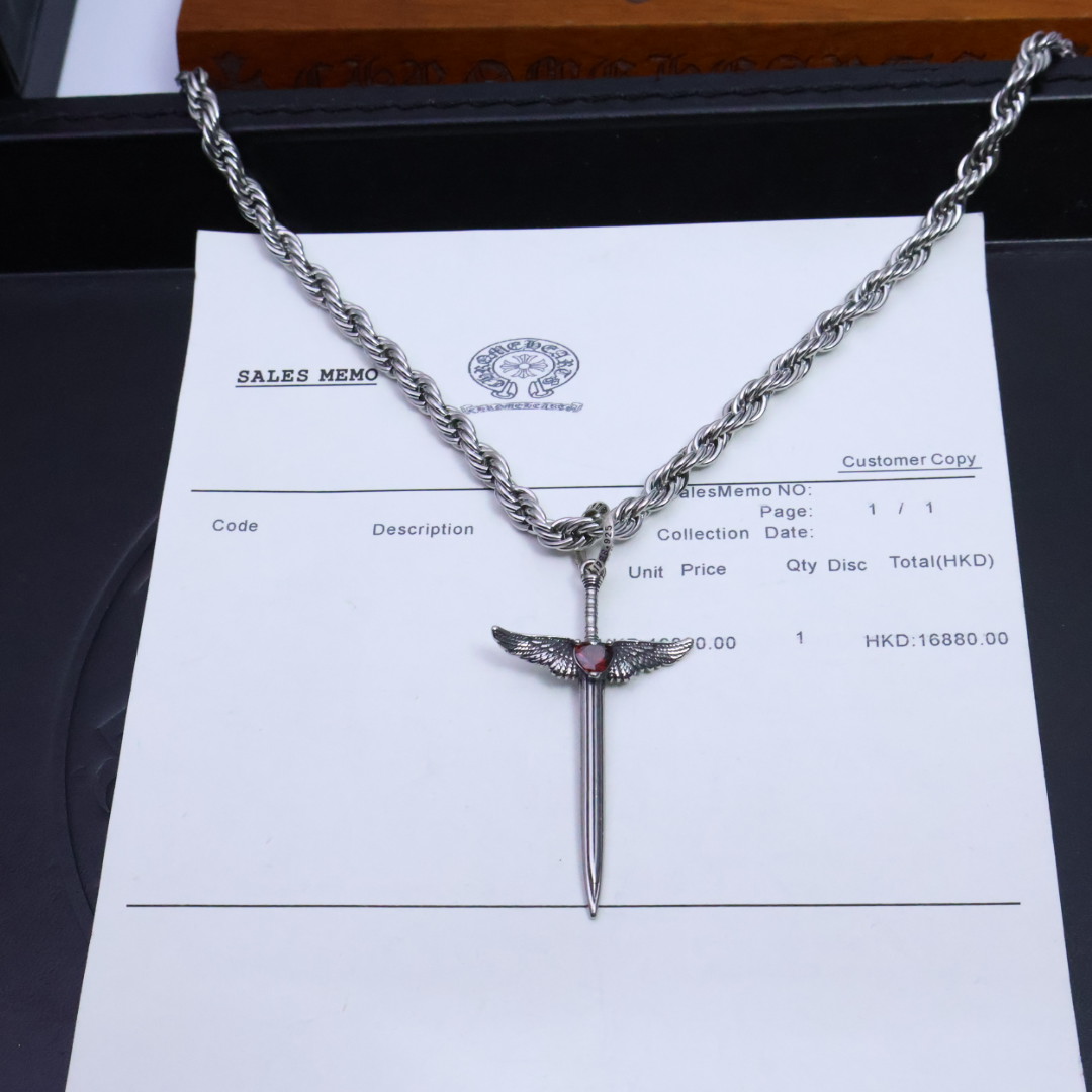 ［爆款推荐］𝐂𝐡𝐫𝐨𝐦𝐞 𝐡𝐞𝐚𝐫𝐭𝐬 克罗心✝️项链，麻花链🤩帅爆了克罗心项链 ⚜️造型不同的花纹设计