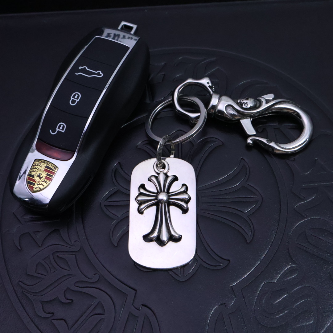 Chrome Hearts 𝐂𝐡𝐫𝐨𝐦𝐞 𝐡𝐞𝐚𝐫𝐭［2025 裤 包 挂件 做工、质感一流