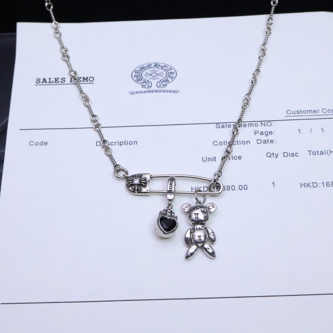 ［❤️情人节礼物推荐］𝐂𝐡𝐫𝐨𝐦𝐞 𝐡𝐞𝐚𝐫𝐭克罗心胸针爆款项链❤️无论是约会、晚宴，还是日常佩戴，它都