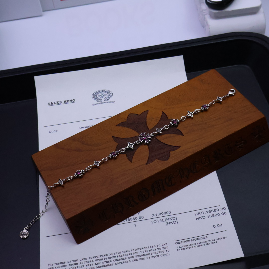 ［银器暴动］🔥𝐂𝐡𝐫𝐨𝐦𝐞 𝐇𝐞𝐚𝐫𝐭𝐬手链✝️炼狱级锁腕核武  
⚔️𝟗𝟗𝟕𝐎𝐳暗核浇铸｜十字架噬魂雕