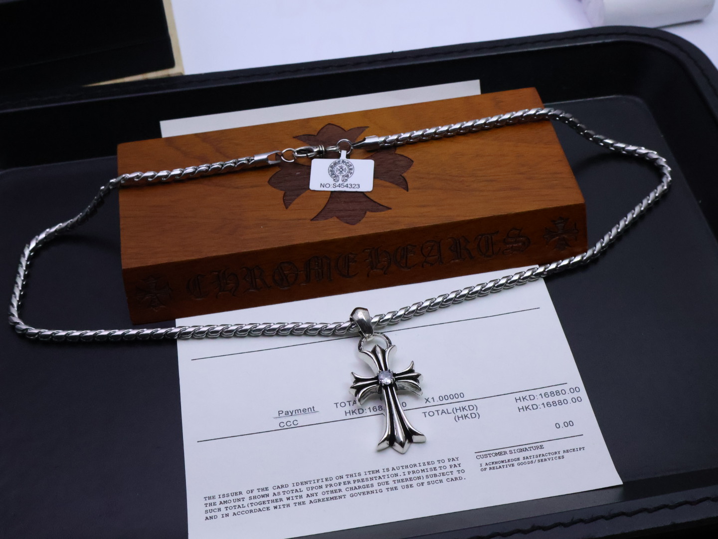 ［新品上架］𝐂𝐡𝐫𝐨𝐦𝐞 𝐡𝐞𝐚𝐫𝐭𝐬  ✞ 克罗心项链⚜️ 原厂11复刻｜纯手工錾刻十字圣痕  
💎 