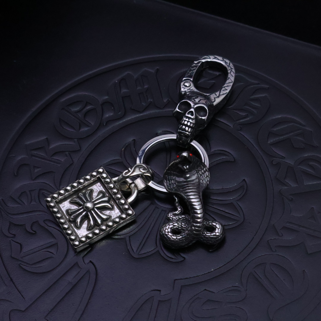 Handmade Chrome Hearts Cron Key Buttons: Unique Aesthetics in 925 Silver. - 图片 3