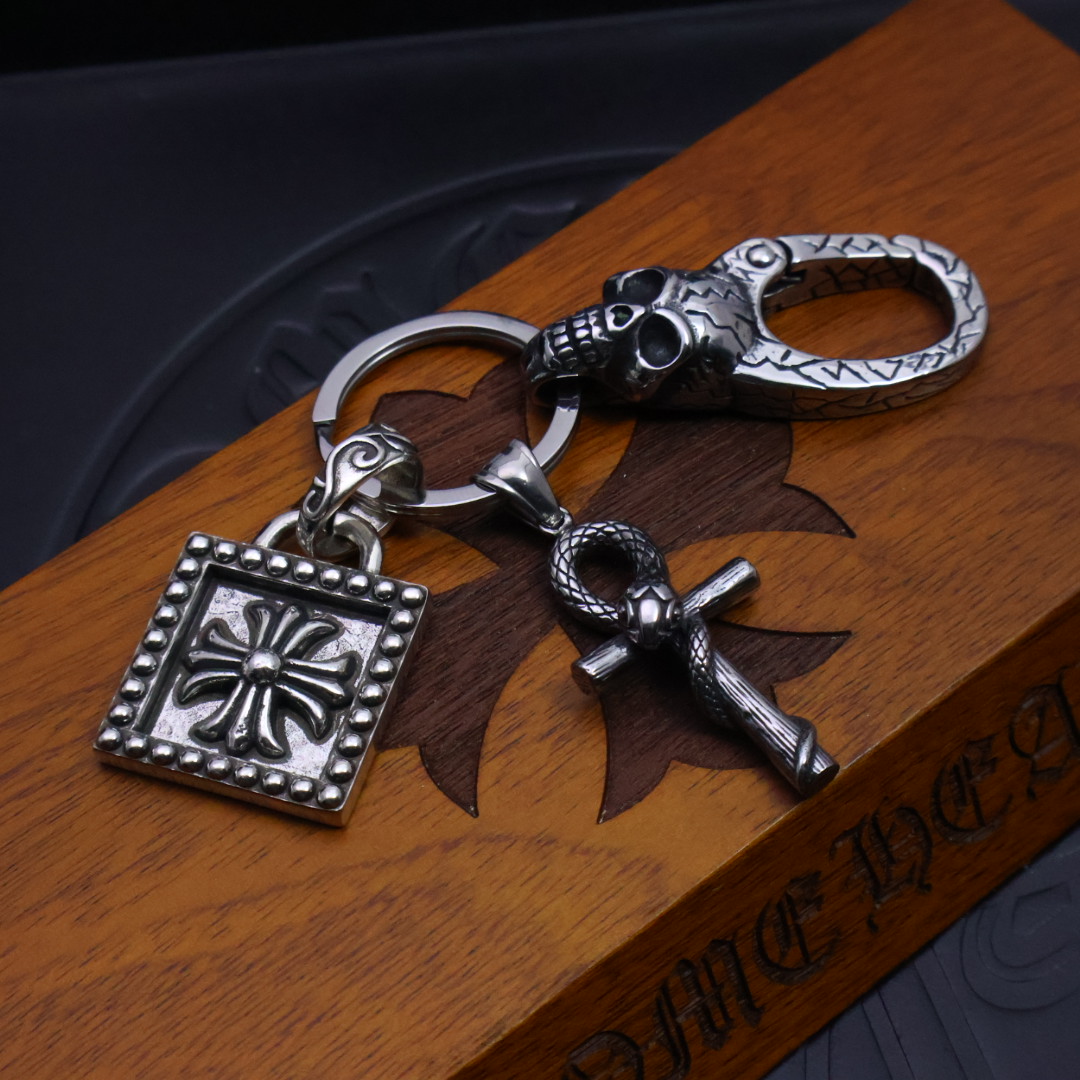 Chrome Hearts Croac Crusade Key Buttons: Gothic Style Statement Accessories - 图片 4