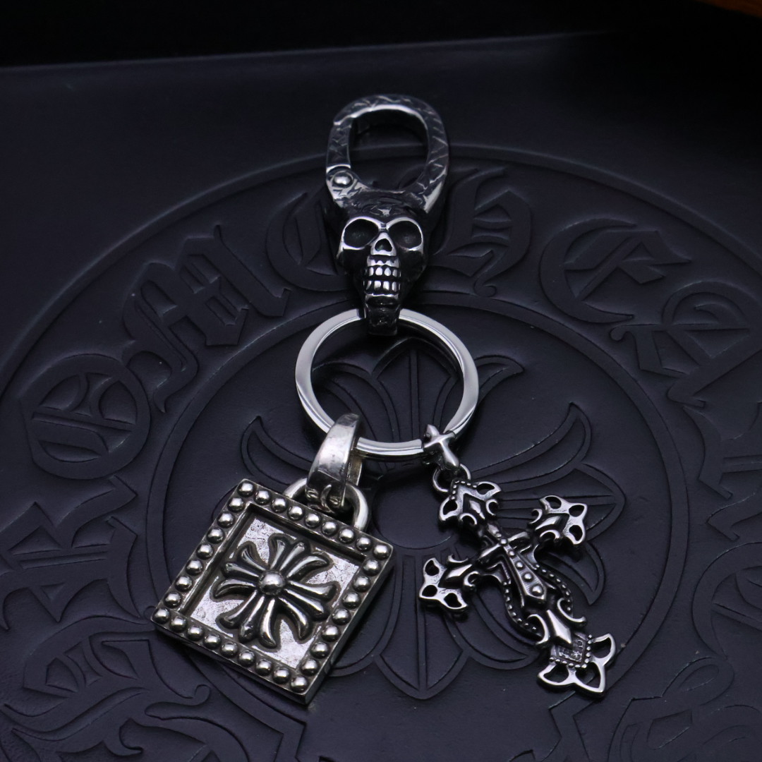 Chrome Hearts Gothic Cross Key Buttons: Dark Faith in Metal Fashion