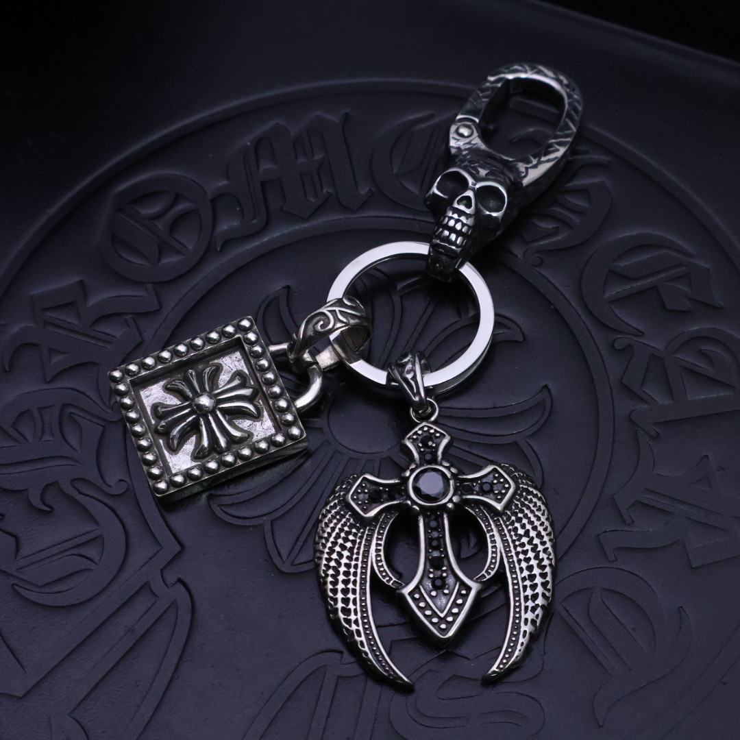Chrome Hearts Gothic Cross Key Buttons Collection: Unique Handcrafted Jewelry for Rebels - 图片 3
