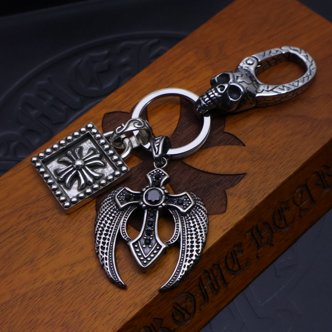 Chrome Hearts Gothic Cross Key Buttons Collection: Unique Handcrafted Jewelry for Rebels - 图片 4