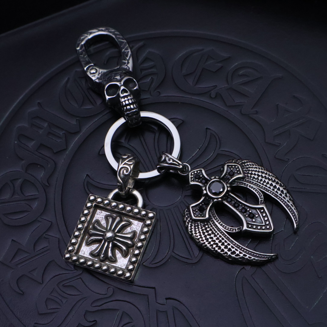 Chrome Hearts Gothic Cross Key Buttons Collection: Unique Handcrafted Jewelry for Rebels - 图片 2