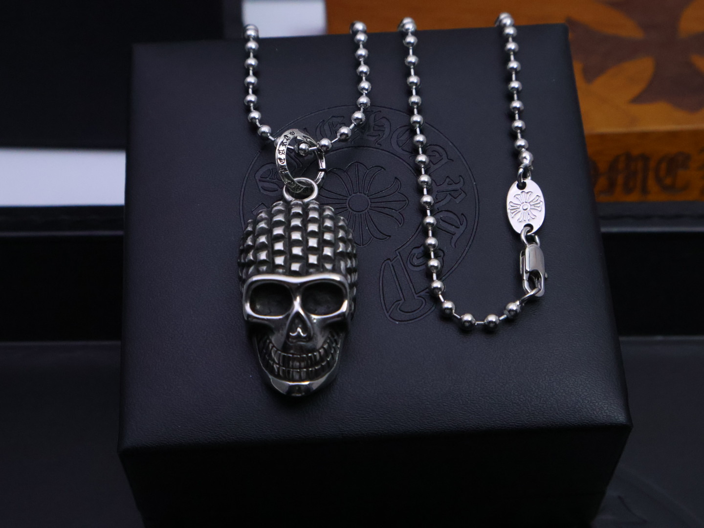 ✞𝐂𝐡𝐫𝐨𝐦𝐞 𝐡𝐞𝐚𝐫𝐭𝐬 克罗心项链佛珠链
⚜️骷髅头代表新的开始,象征着永恒的生命,可以理解为改变