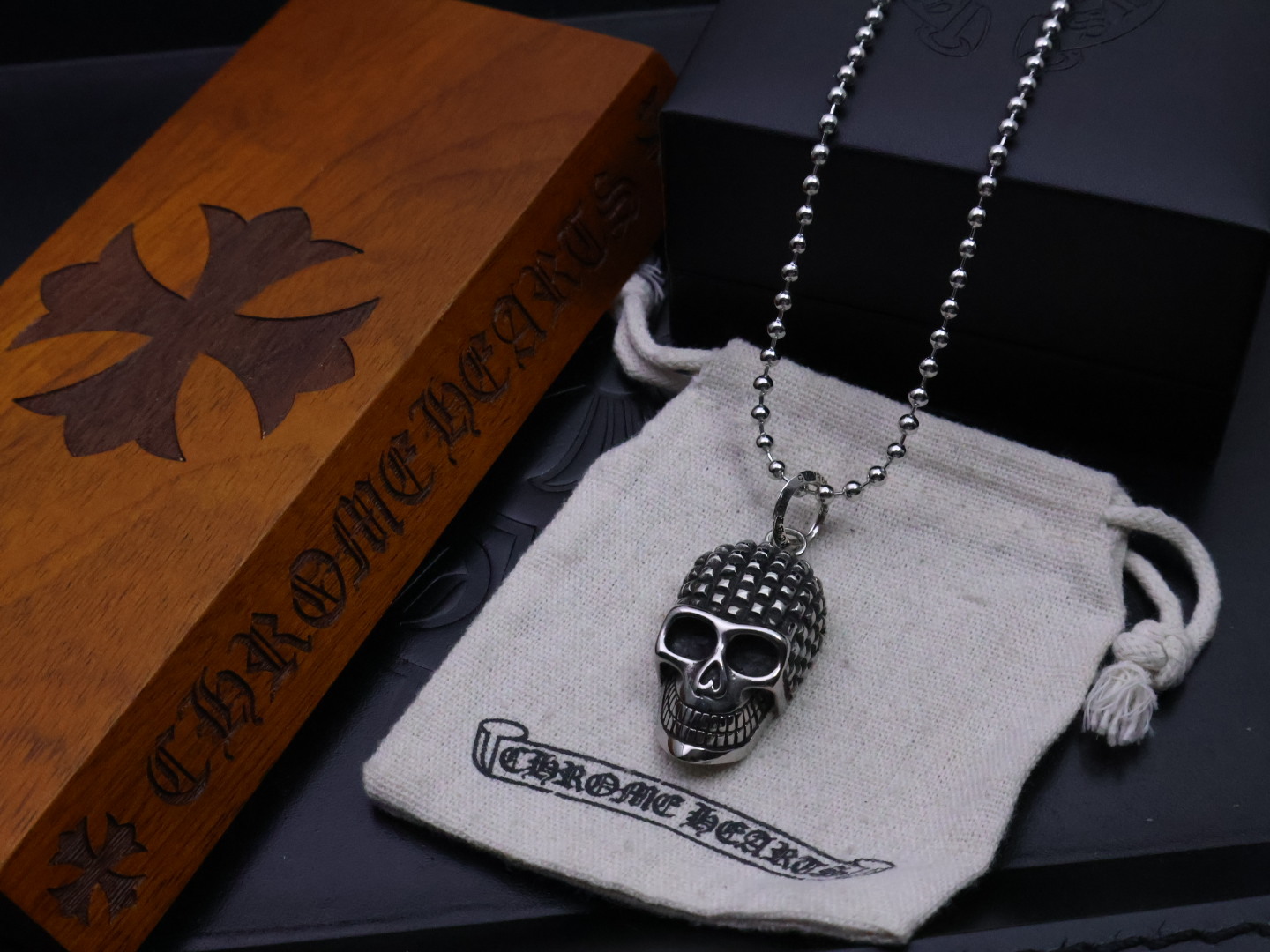 ✞𝐂𝐡𝐫𝐨𝐦𝐞 𝐡𝐞𝐚𝐫𝐭𝐬 克罗心项链佛珠链
⚜️骷髅头代表新的开始,象征着永恒的生命,可以理解为改变