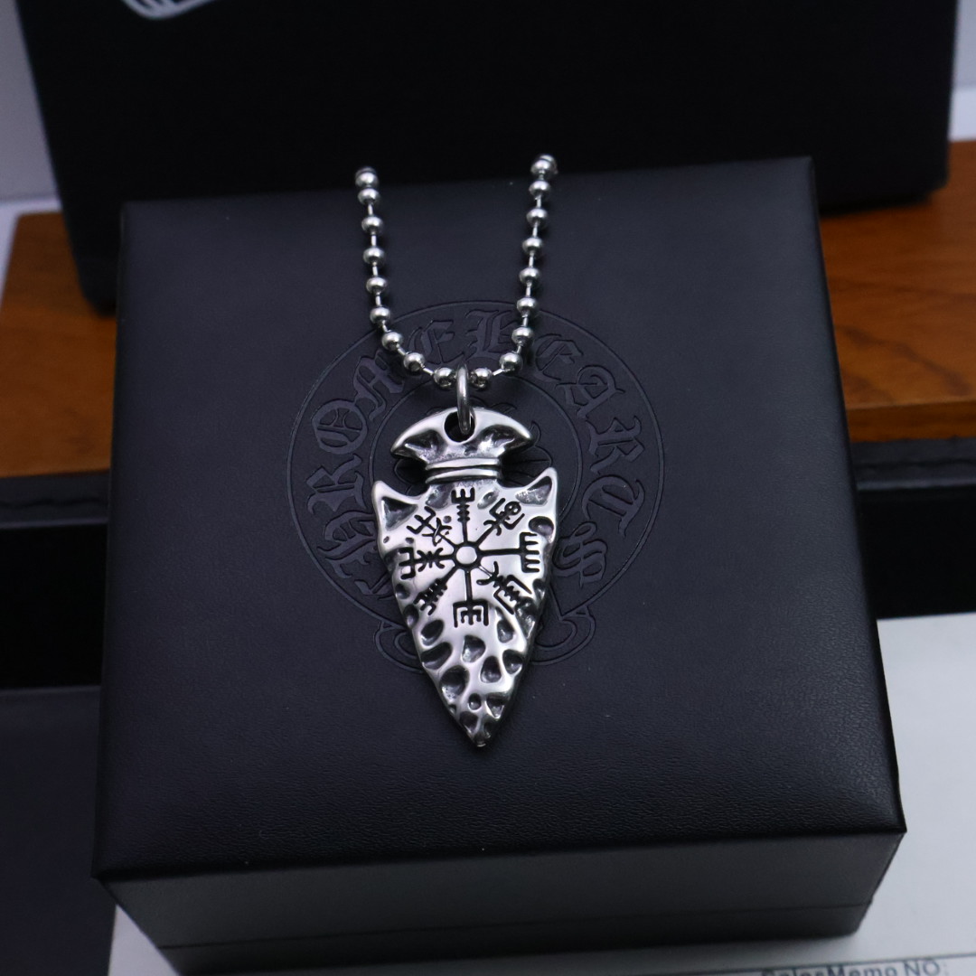 NO:112769,Comment [2025 trend recommendation] Croxin necklace Buddhist bead chain. Gentleness must be angular. Luxury must be unrestrained. 