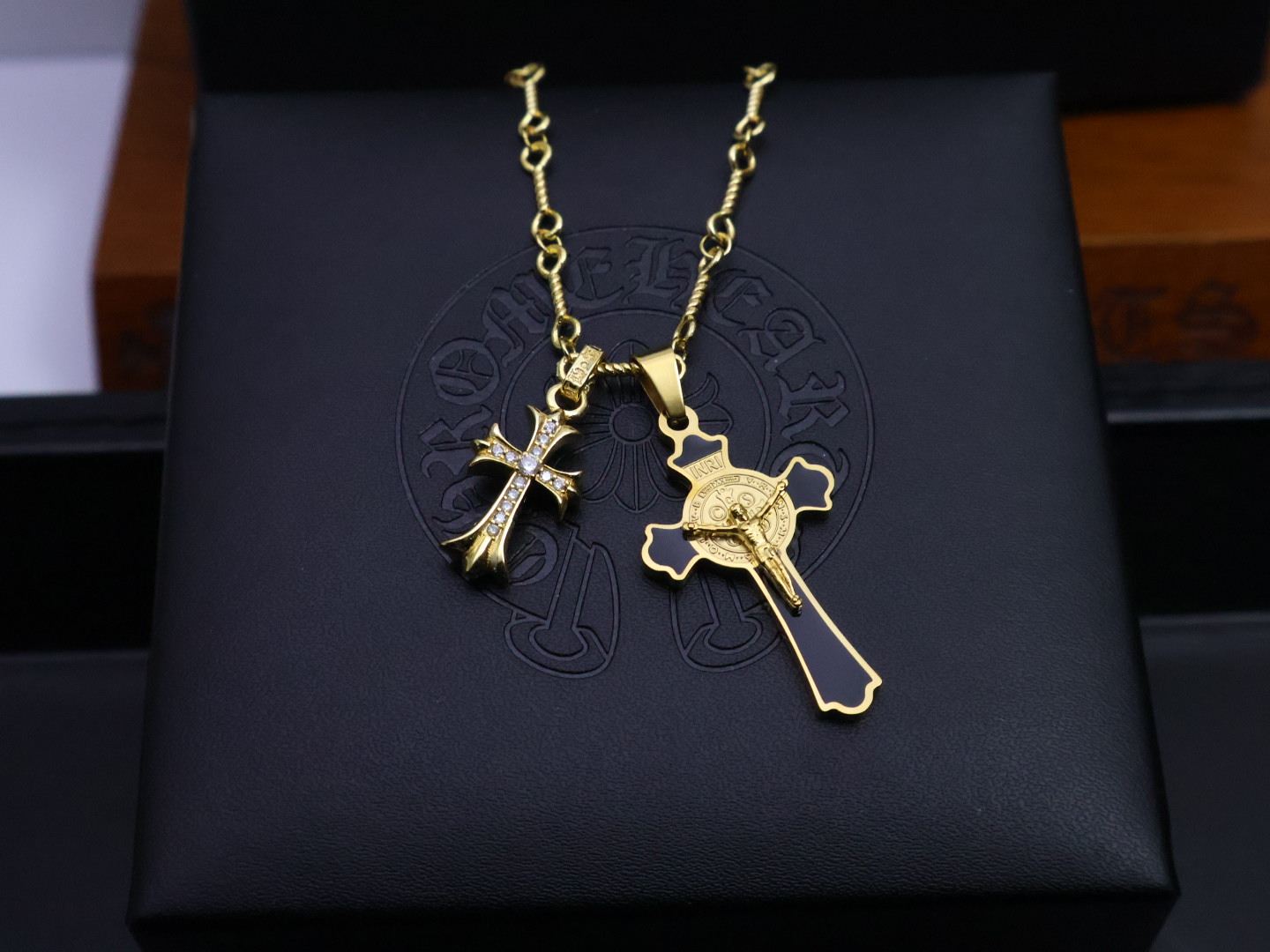 𝐂𝐡𝐫𝐨𝐦𝐞 𝐡𝐞𝐚𝐫𝐭𝐬 克罗心克罗心新品项链震撼登场！明星同款实锤，戴上它瞬间气场全开。这次工艺全面