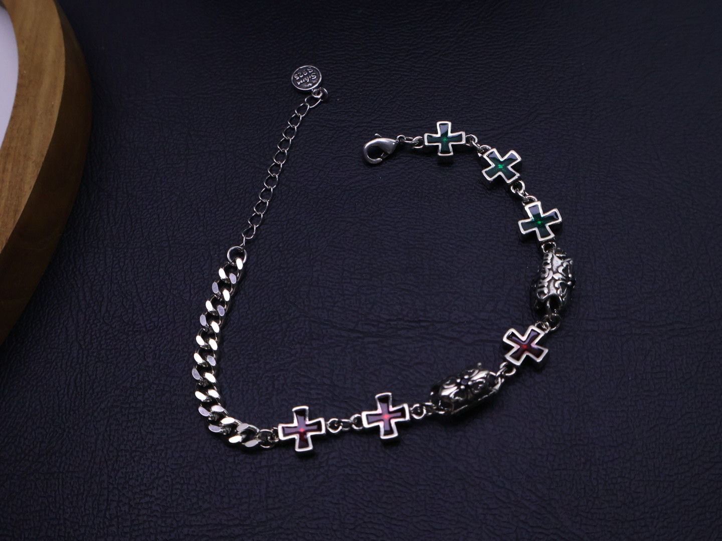 NO:109325,Pick [New Products on Shelves] Crocelet Bracelet The hot products continue to be launched, no explosions or releases, jewelry quality, chrome hearts, bracelet19860909批［新品上架］ 克罗心手链 爆款持续上新,不爆不发,饰品精品,chrome hearts,bracelet,Jewelry