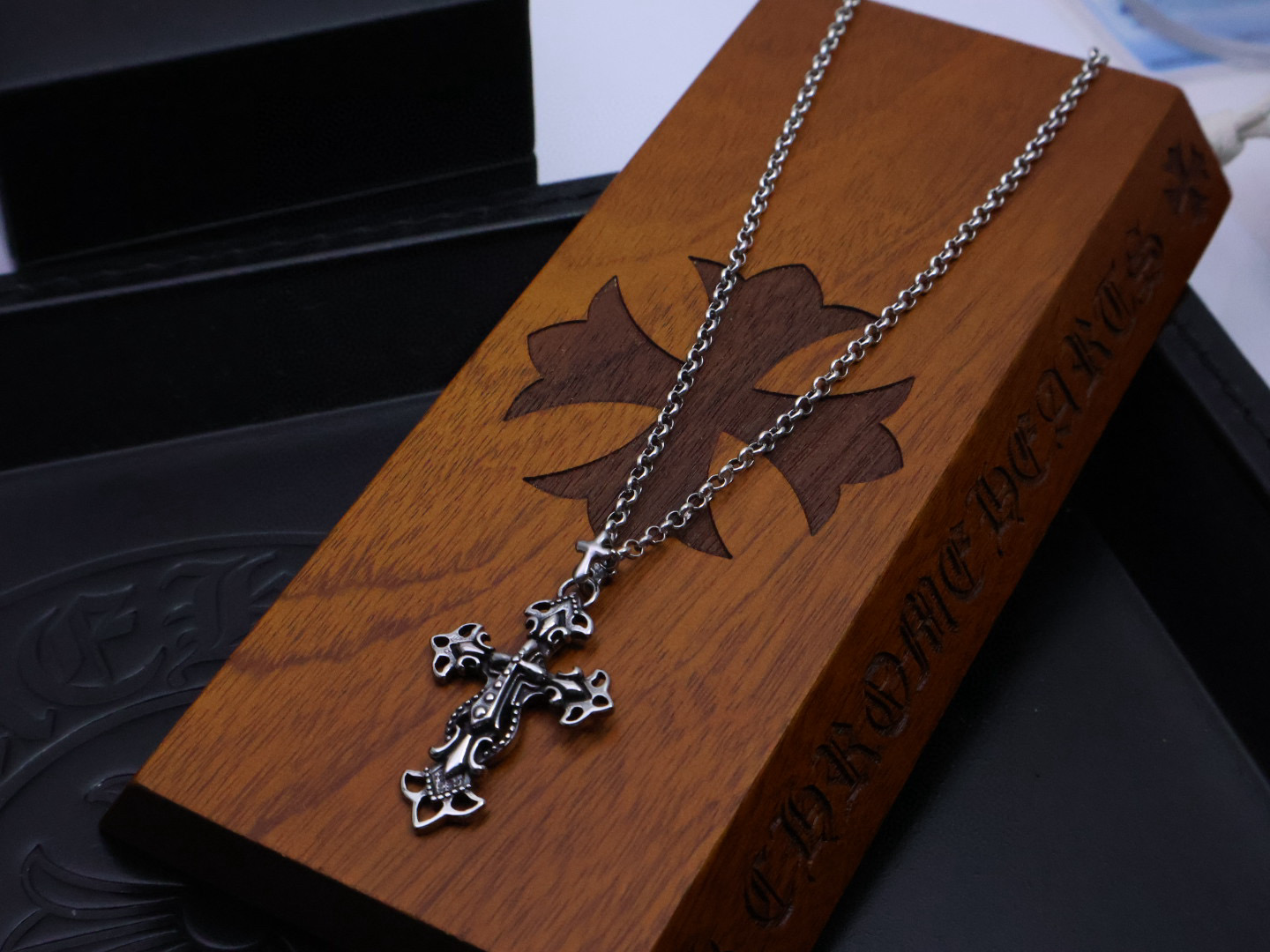 Chrome Hearts 𝐡𝐞𝐚𝐫𝐭𝐬 克罗心项链