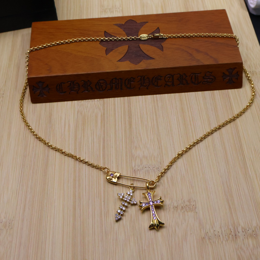 Chrome Hearts ［精工版本］𝐂𝐡𝐫𝐨𝐦𝐞 𝐡𝐞𝐚𝐫𝐭𝐬 克罗心十字架胸针链｜纯手工凿刻末日圣痕