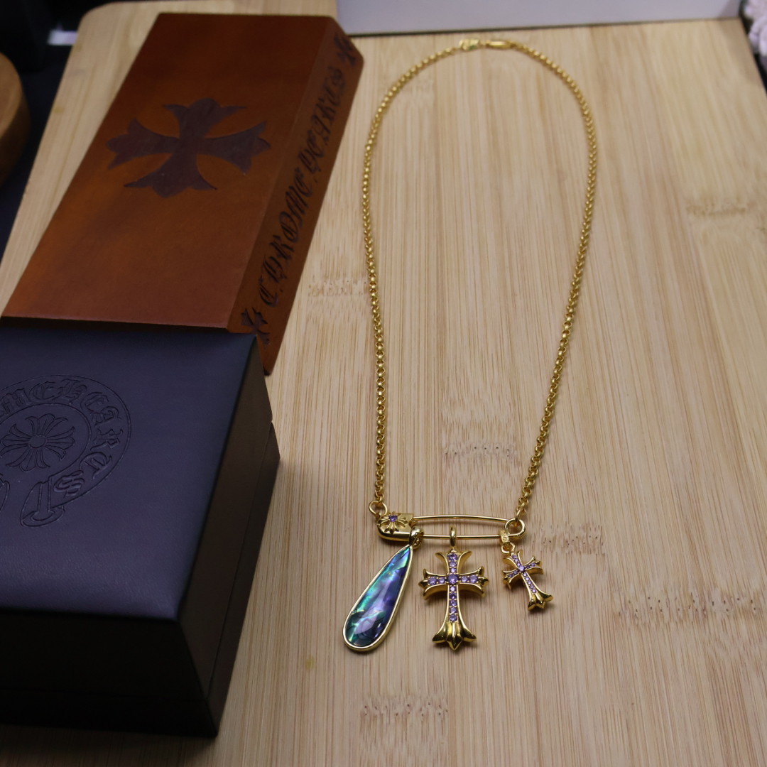 NO:110351,Piccroxin Necklace [Factory Direct Supply Real Flavor Price] Counter version and mold opening | Color protection technology certification Inventory emergency warning | Hot products are removed at any time. Treasure items that are slow to use, close your eyes and enjoy the street trendy buff!  , jewelry boutique, chrome hearts, necklace19860909批克罗心项链【工厂直供真香价】 专柜打版开模｜保色工艺认证 库存告急预警｜爆款随时下架 手慢无的宝藏单品,闭眼入立享街头潮人buff！,饰品精品,chrome hearts,necklace,Jewelry