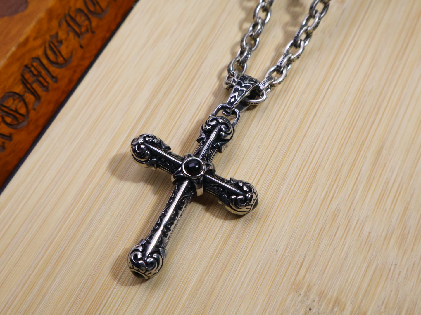 Chrome Hearts 𝐡𝐞𝐚𝐫𝐭𝐬 克罗心字母链 暗 ［字母暴动］ 蚀刻字母链｜纯手工镌刻末日密语