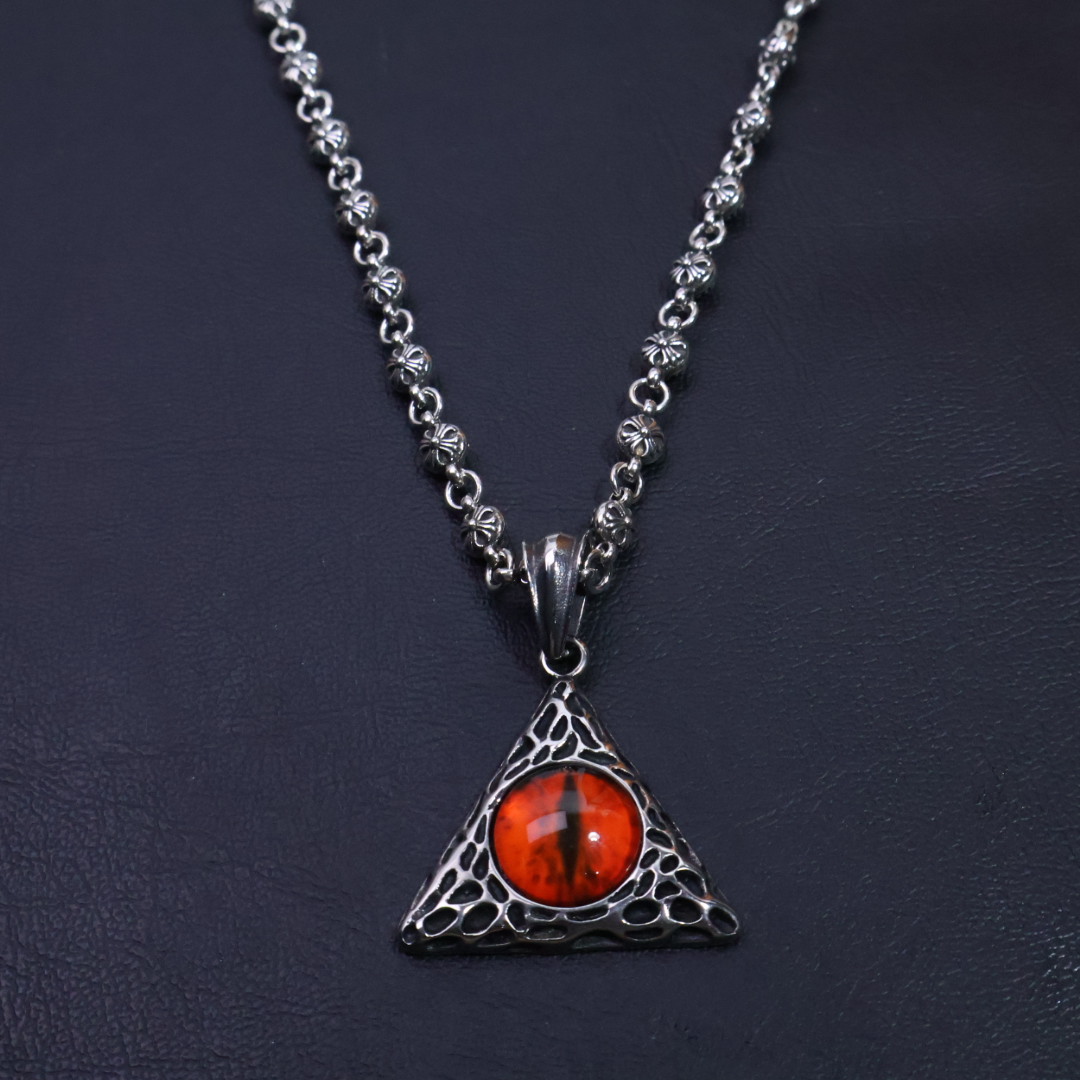 NO:112734,Pick [New Products on Shelves] Croxin Necklace, handsome, the latest Croxin Necklace. Different pattern design styles are unique. Cross. Scout flowers are the logo of Croxin, so they last longer. Genuine version Chrome Hearts Croxin is the ordinary light version of the market. The comparison quality is the level of retro and old gray oxygen. ~ Trendy and fashion must be worn by both men and women. Trendy and fashionable, rock punk silver style. Retro elements. The same style of couples is not explosive or released. Factory direct sales, jewelry quality, chrome hearts, chrome hearts, necklace19860909批［新品上架］ 克罗心项链,帅爆了最新款克罗心项链 造型不同的花纹设计风格 呈现出与众不同 十字架 童军花是克罗心的标志所以更经久不衰 正品打版Chrome Hearts克罗心区别市场普通轻版 对版对标品质 复古做旧灰氧程度.～潮流时尚必备 男女均可佩戴 潮流时尚,摇滚朋克泰银风格 复古元素 情侣同款不爆不发厂家直销,饰品精品,chrome hearts,chrome hearts,necklace,Jewelry