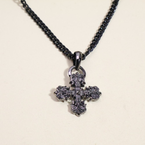 Collar Chrome Hearts Cruz Negra y Dorada con Diseño Exclusivo Unisex 16 Collar Chrome Hearts Cruz Negra y Dorada con Diseño Exclusivo Unisex