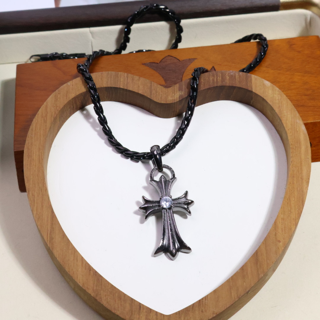 𝐂𝐡𝐫𝐨𝐦𝐞 𝐡𝐞𝐚𝐫𝐭𝐬 Chrome Hearts