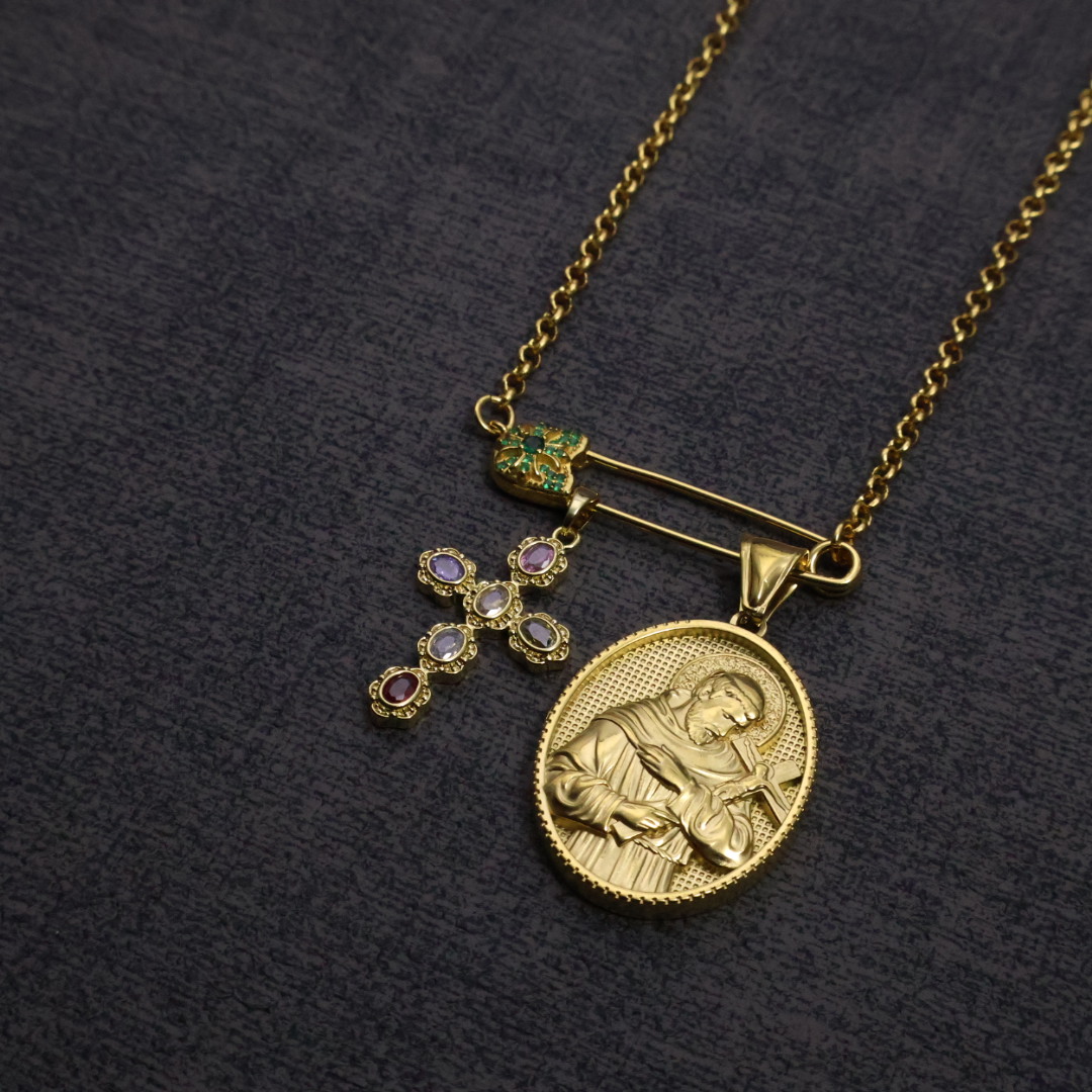 𝐂𝐡𝐫𝐨𝐦𝐞 𝐡𝐞𝐚𝐫𝐭𝐬 克罗心胸针链✝️🆕造型不同的花纹设计风格 呈现出与众不同 十字架 童军花是克