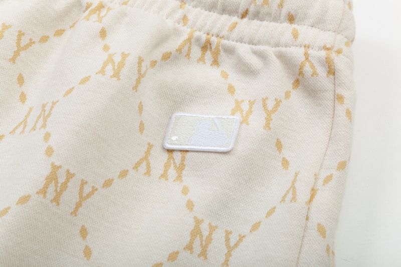 Cap with Security Chip in Crocheted Fabric, Size Guide and Color Options - 图片 5