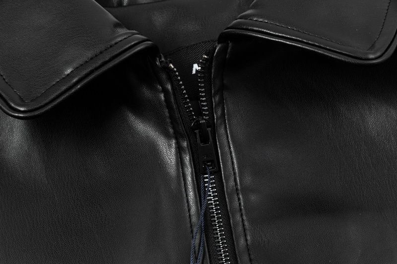 Top Version MLB NY Metal Logo Leather Jacket for Men and Women in Black. - 图片 7