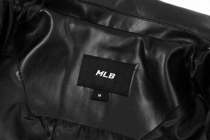 Top Version MLB NY Metal Logo Leather Jacket for Men and Women in Black. - 图片 3