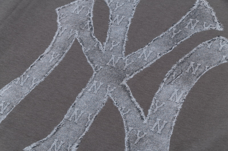 MLB New York Yankees Graphic T-Shirt, Cotton Crew Neck Tee, Unisex 18 a1746743776539 0734