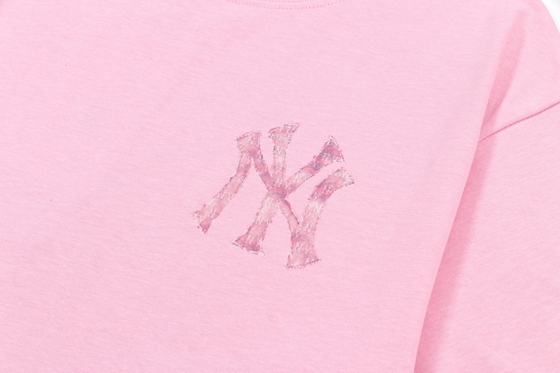 MLB New York Yankees Graphic T-Shirt, Cotton Crew Neck Tee, Unisex 36 a1746743782506 1047