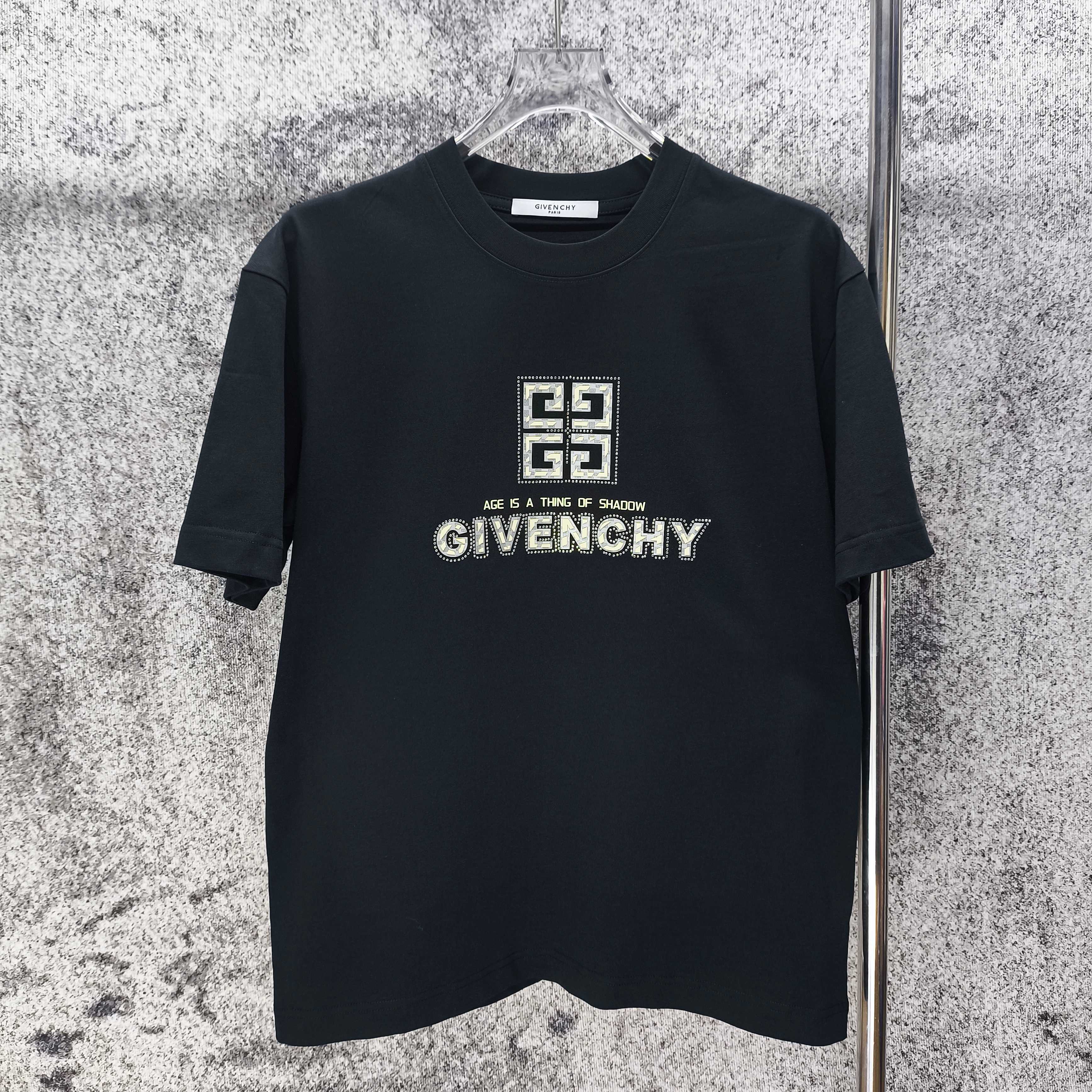 지방시 남성 반팔 89958 Givenchy T Shirt