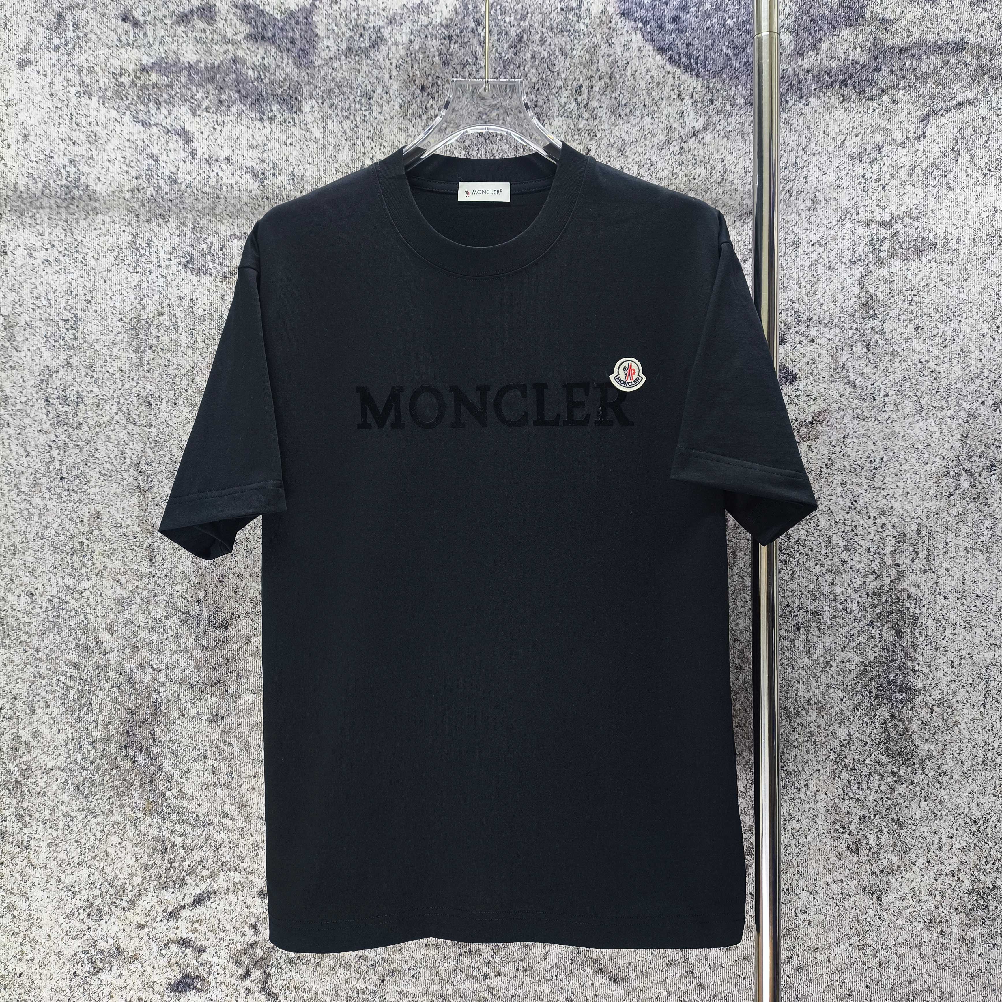 몽클레어 여성 루즈핏 반팔 티셔츠 88852 이미지 2
