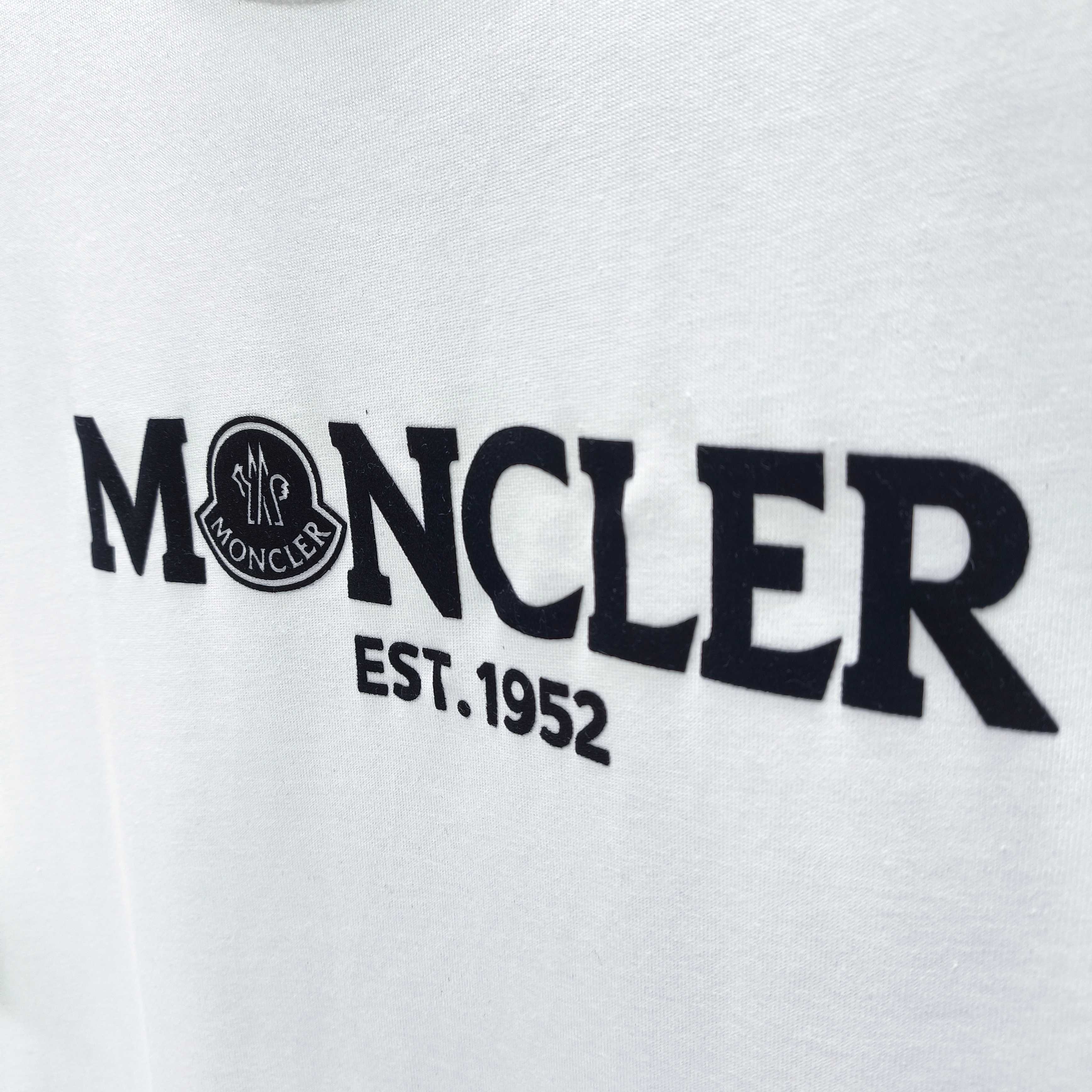 몽클레어 플로키 가공 레터 프린트 여성 반팔 티셔츠 88836 이미지 5