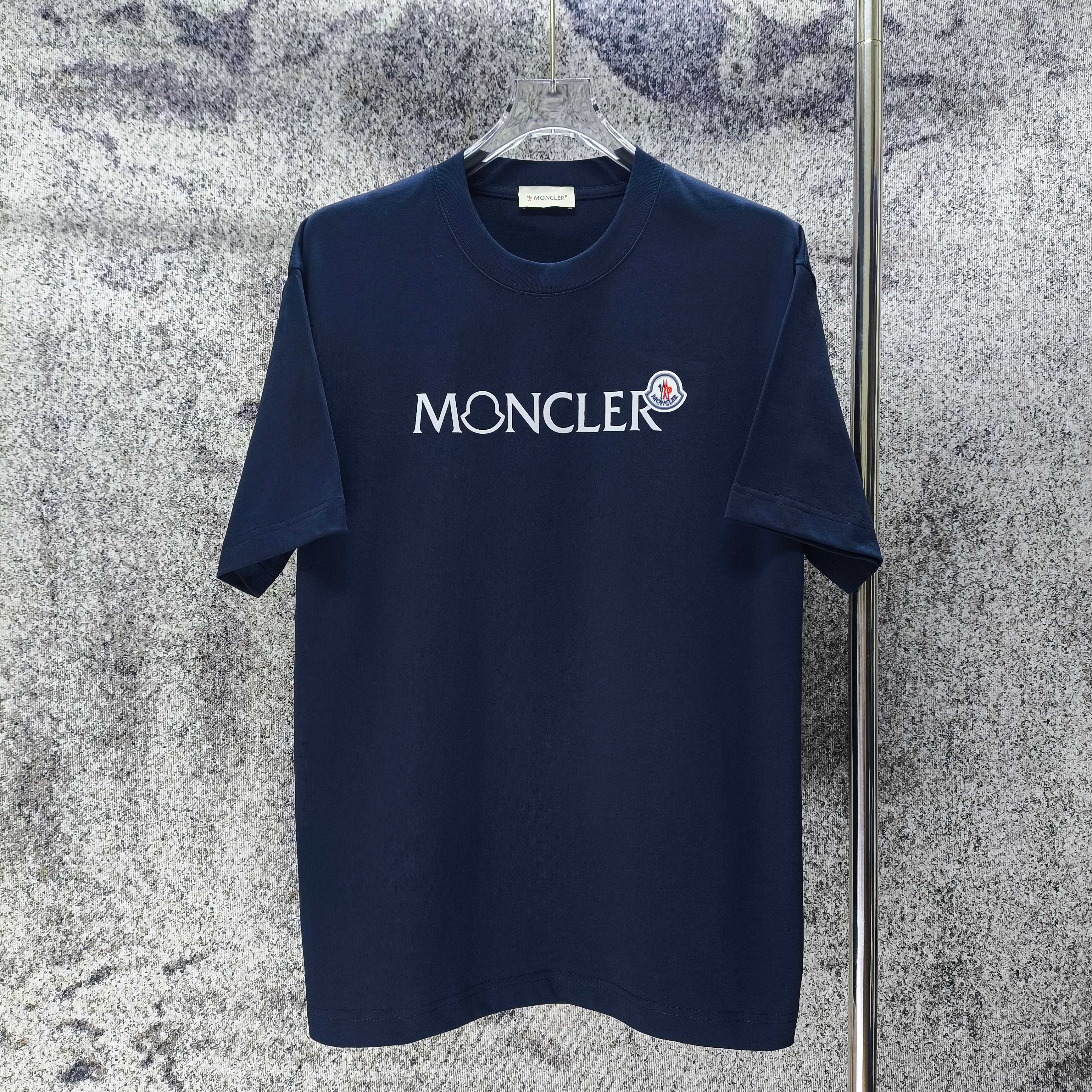 몽클레어 플로키 가공 실리콘 패치 여성 반팔 티셔츠 88840 이미지 2