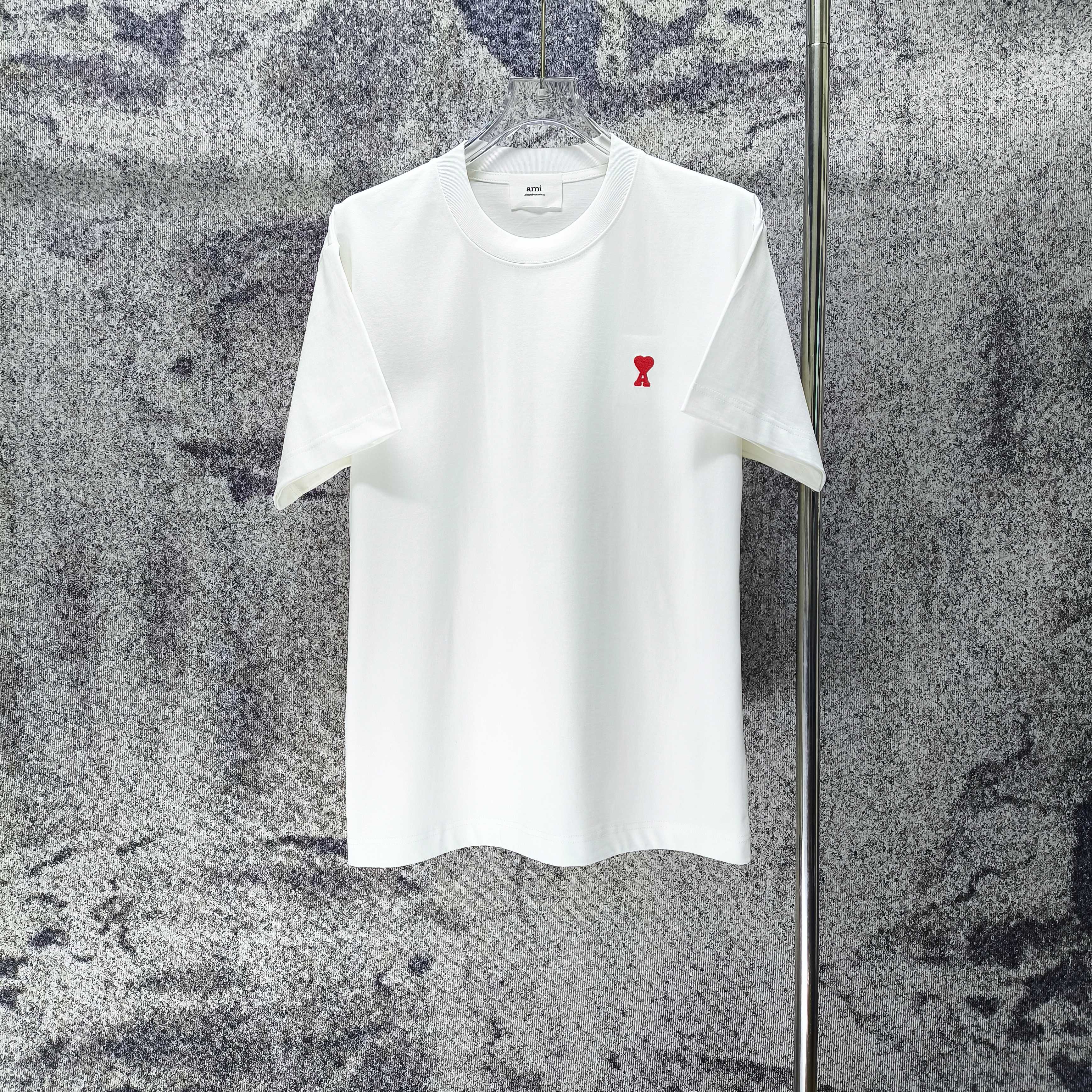 P75 Ami* 2026 nuevo modelo, pequeño logo bordado exquisito, camiseta de manga corta de 300g, corte holgado, unisex. Tal…