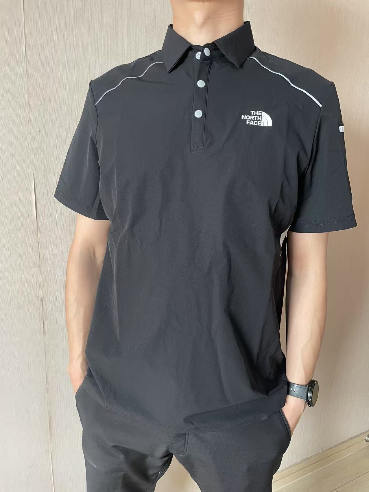 供💰105
模特图
北面The North Face 夏季新款综合训练运动健身男士吸湿速干防晒短袖POLO衫！

