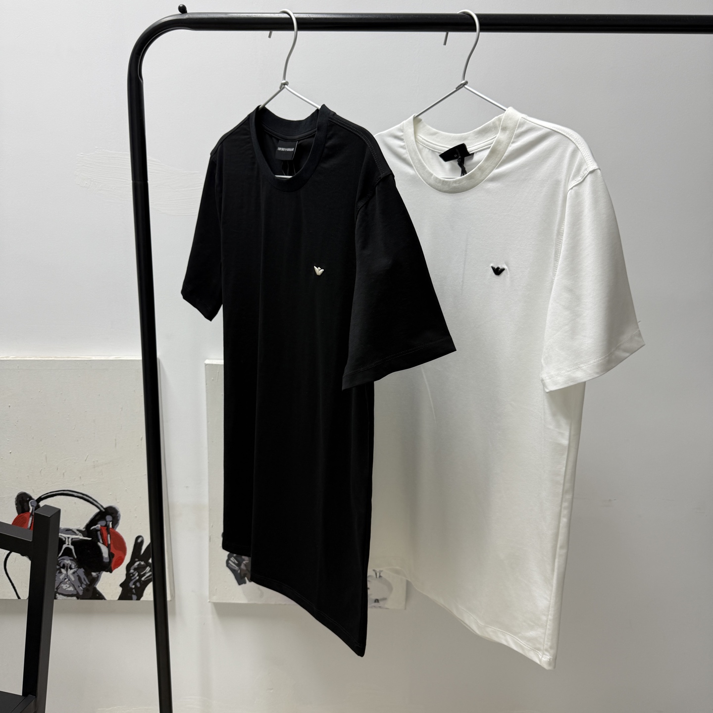 Alternative view of T-Shirt 02233