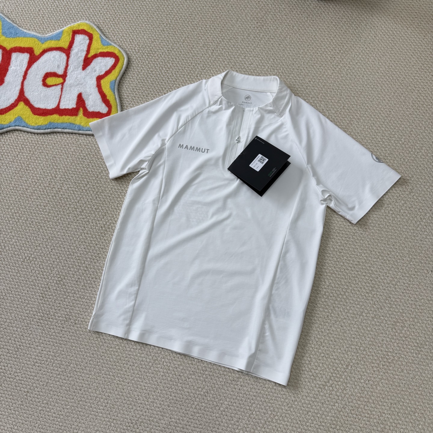 Alternative view of T-Shirt 02230